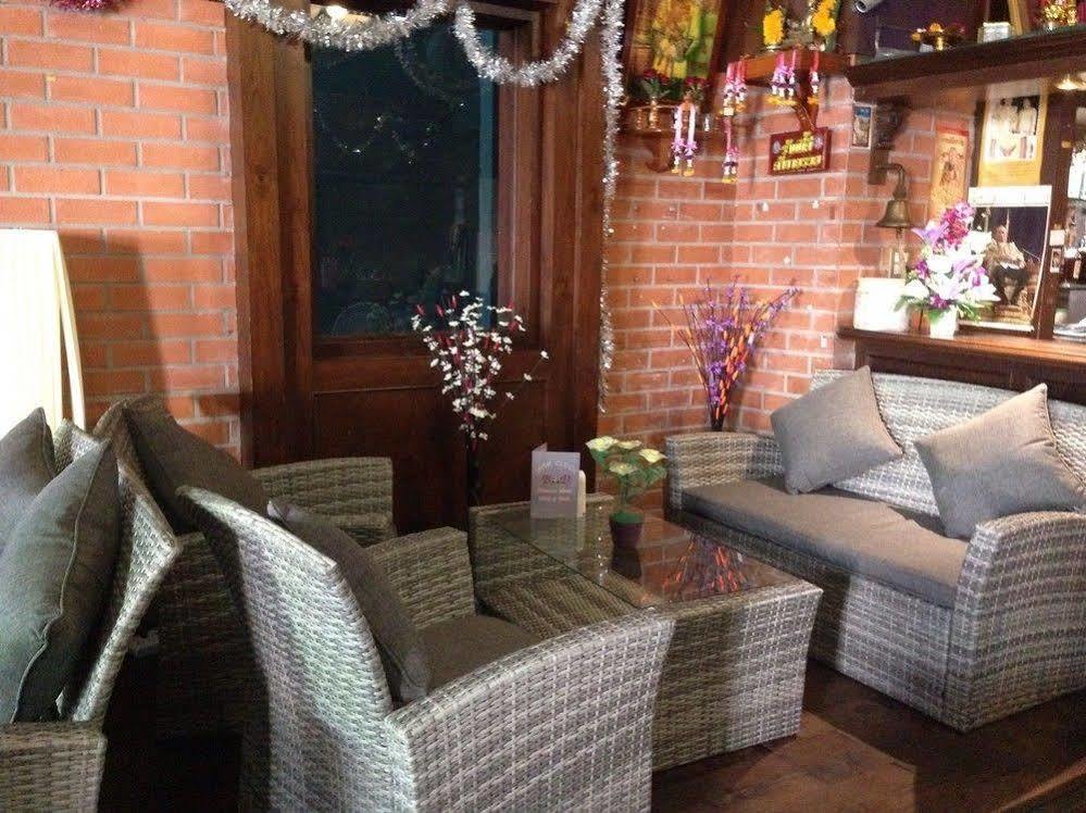 Hotel The Irish Clock Udon Thani Zewnętrze zdjęcie
