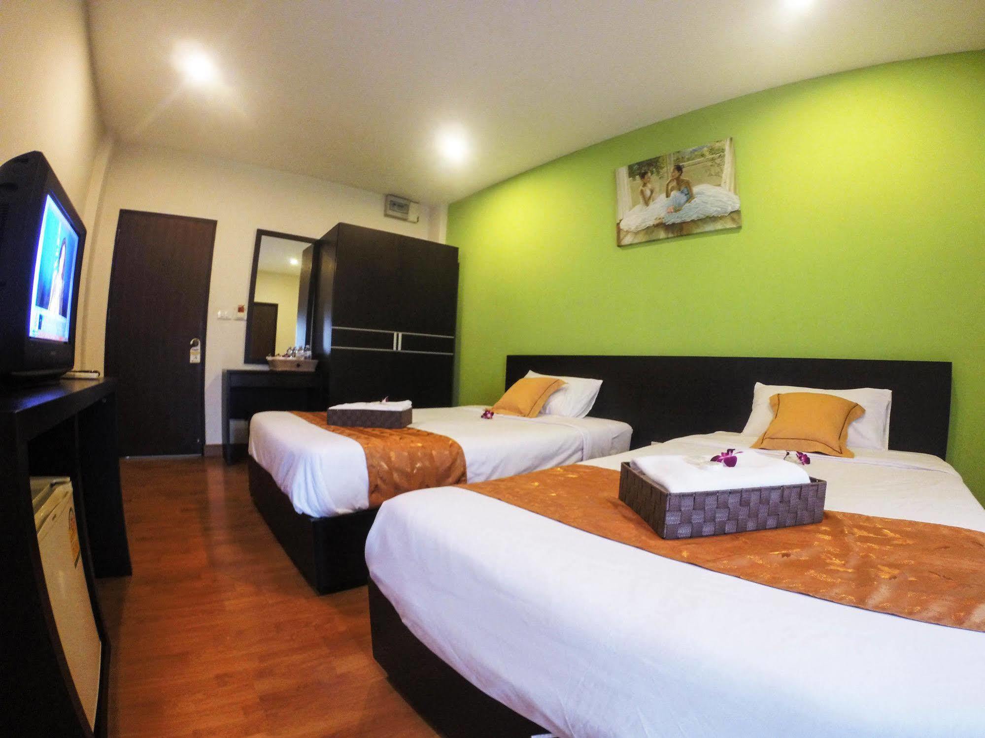 Hotel The Irish Clock Udon Thani Zewnętrze zdjęcie
