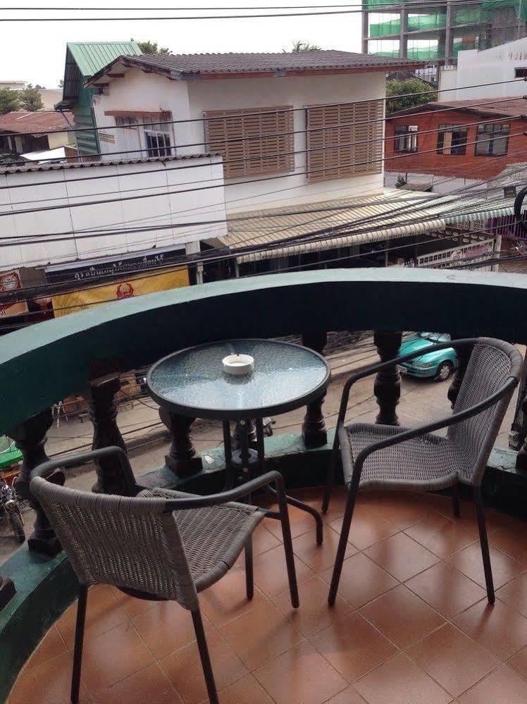 Hotel The Irish Clock Udon Thani Zewnętrze zdjęcie